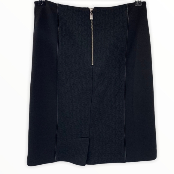 Laundry By Shelli Segal Black Textured Front Knit Pencil Skirt Size 8 Mini - Picture 3 of 8